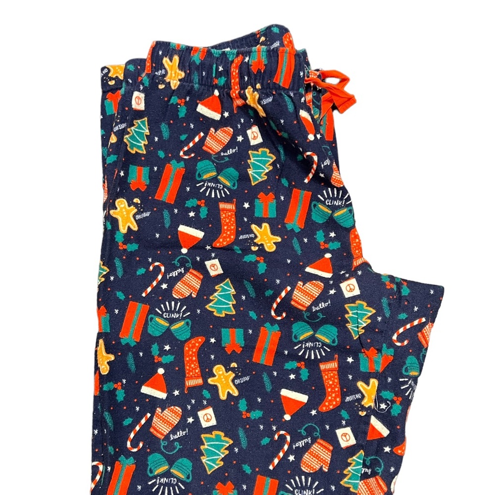 Men’s medium Old Navy flannel pj bottoms with festive Christmas decorations